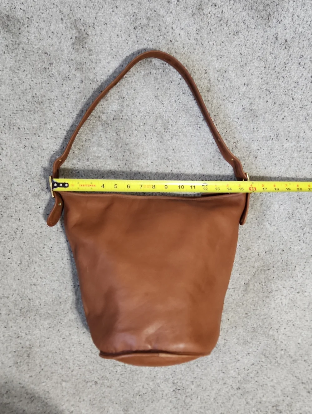 Vintage Coach British Tan Duffle Sac #9085 Hobo Bag